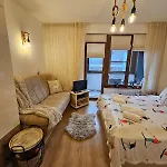 Cozy In Semiramida Gardens - Hills 39 Apartment Borowez